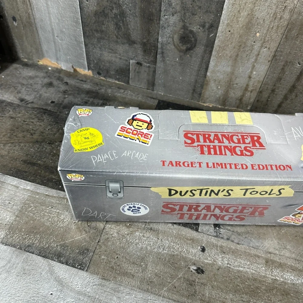 Funko Pop Stranger Things Dustin's Tools Dustin 828 TARGET XL Tshirt Bundle, NEW